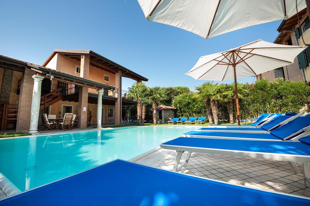 Villa Pace Pozzolengo Exterior photo