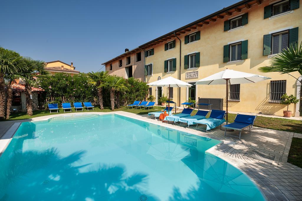 Villa Pace Pozzolengo Exterior photo
