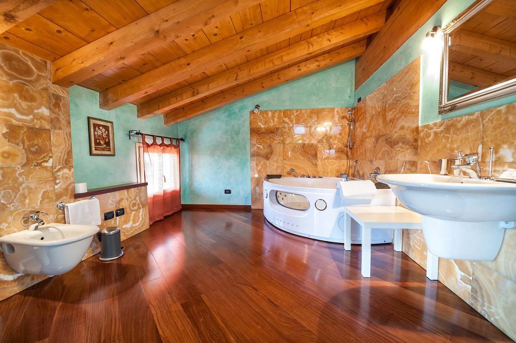 Villa Pace Pozzolengo Exterior photo